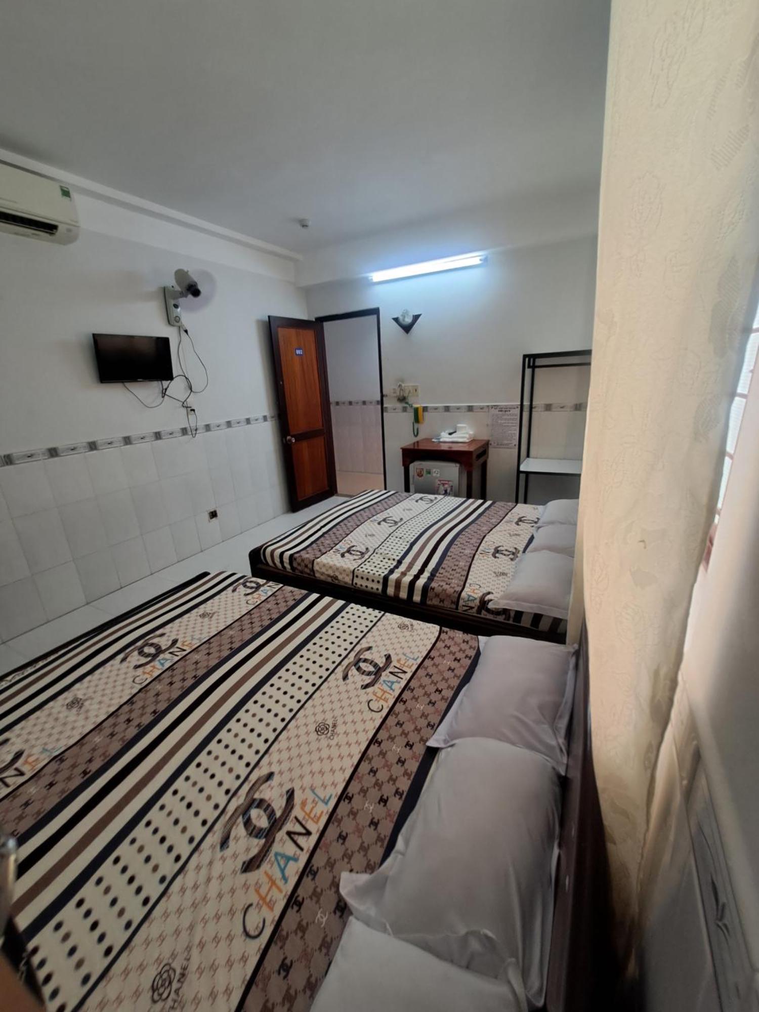 Nha Nghi Nam Phuong Bed & Breakfast ฮาเตียน ภายนอก รูปภาพ