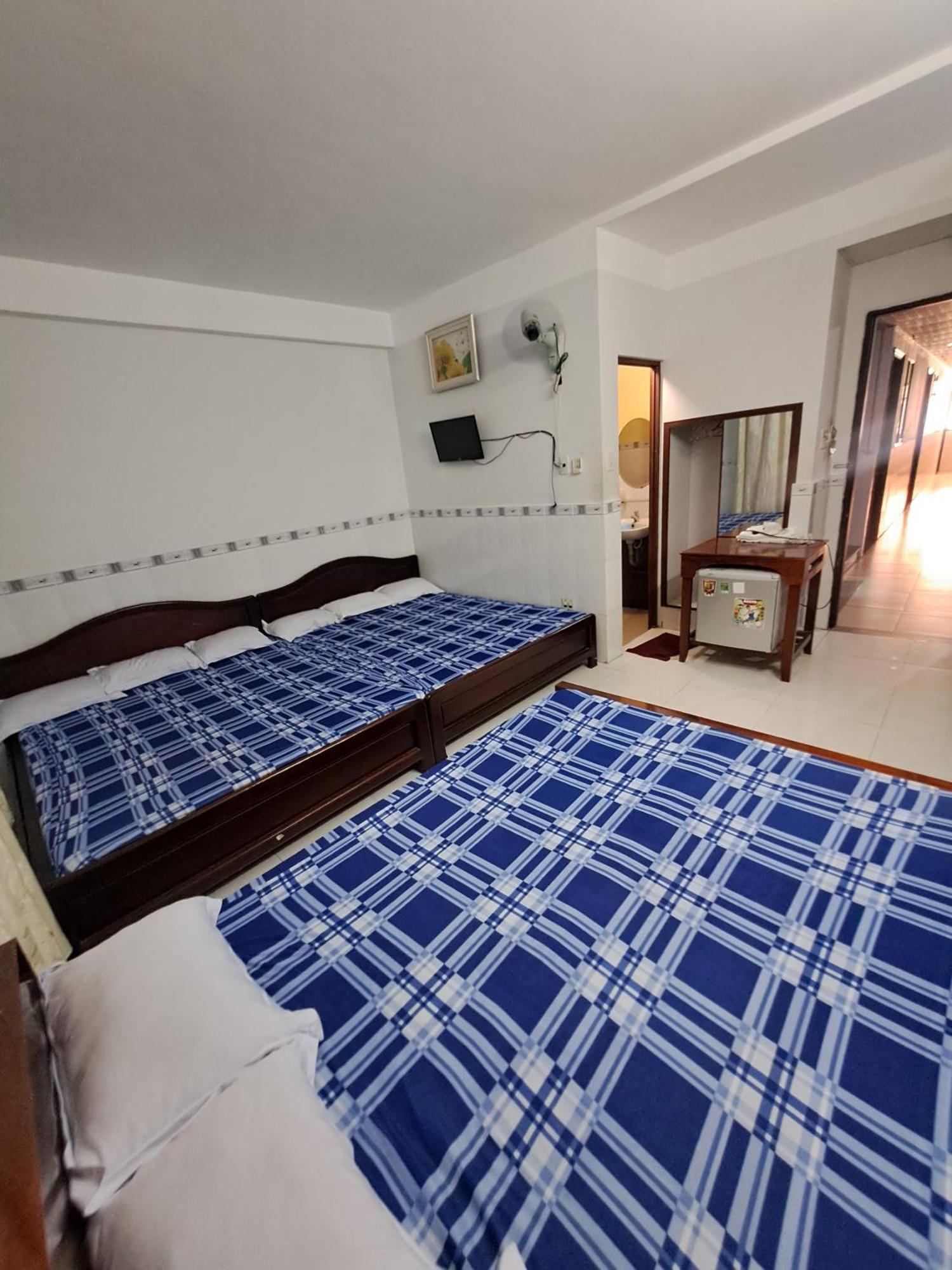 Nha Nghi Nam Phuong Bed & Breakfast ฮาเตียน ภายนอก รูปภาพ